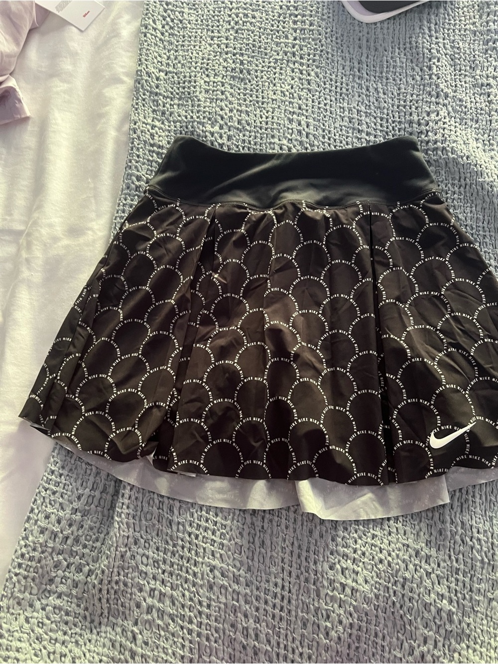 Nike Black Scallop-Print Skater Tennis Skirt